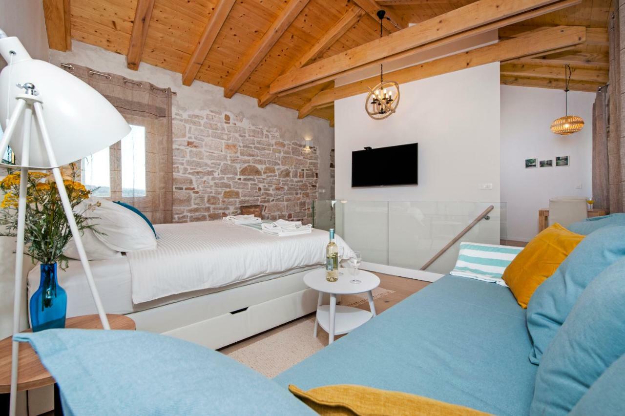 Studio First Row To The Sea Rovinj Exterior foto